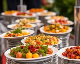 Professionelles Event-Catering bei Golf-Veranstaltung